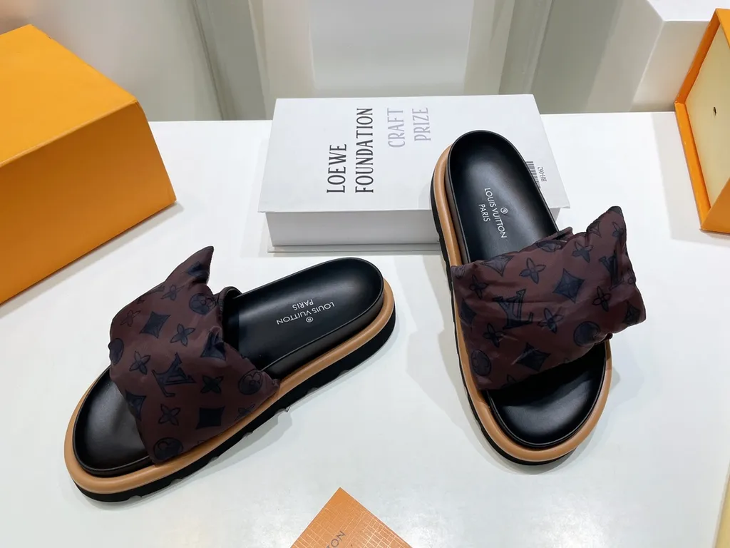 Louis Vuitton Shoe 